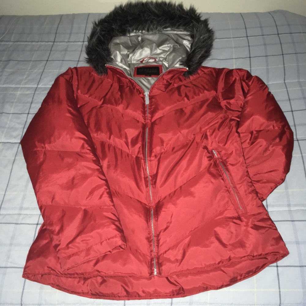 Red express puffy coat